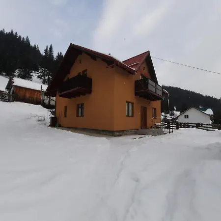 Casa Aurici Holiday home *