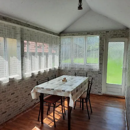 Casa Aurici Holiday home *